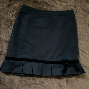 Banana Republic Black Pleated Skirt